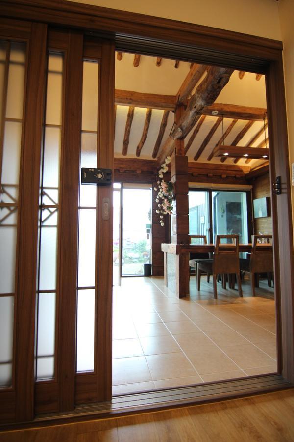 Eunhaengro 86.2 Hotel Jeonju Exterior foto
