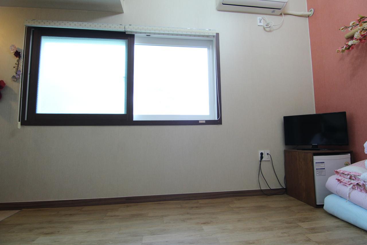 Eunhaengro 86.2 Hotel Jeonju Exterior foto
